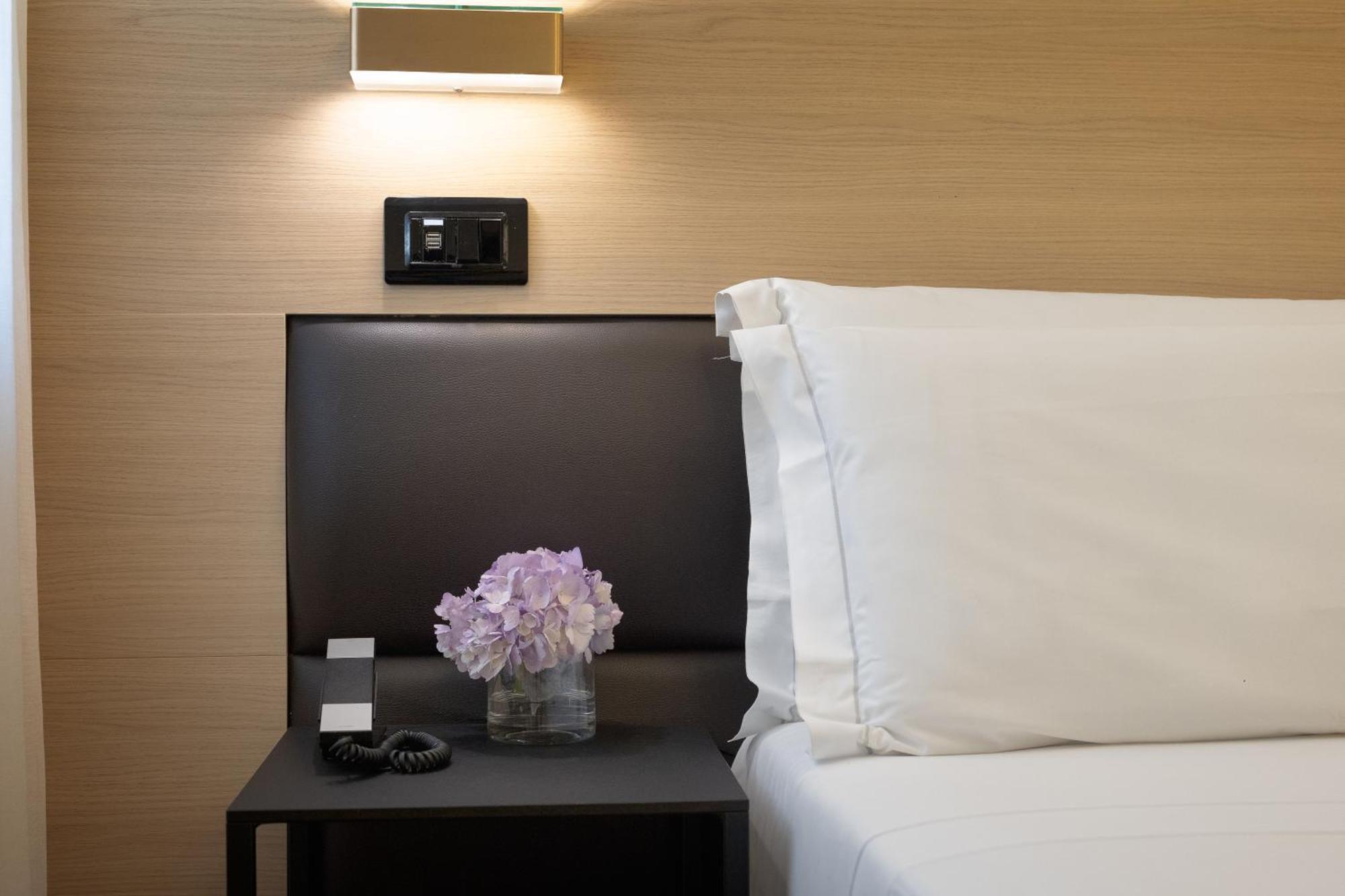 Globus Urban Hotel Firenze Bagian luar foto