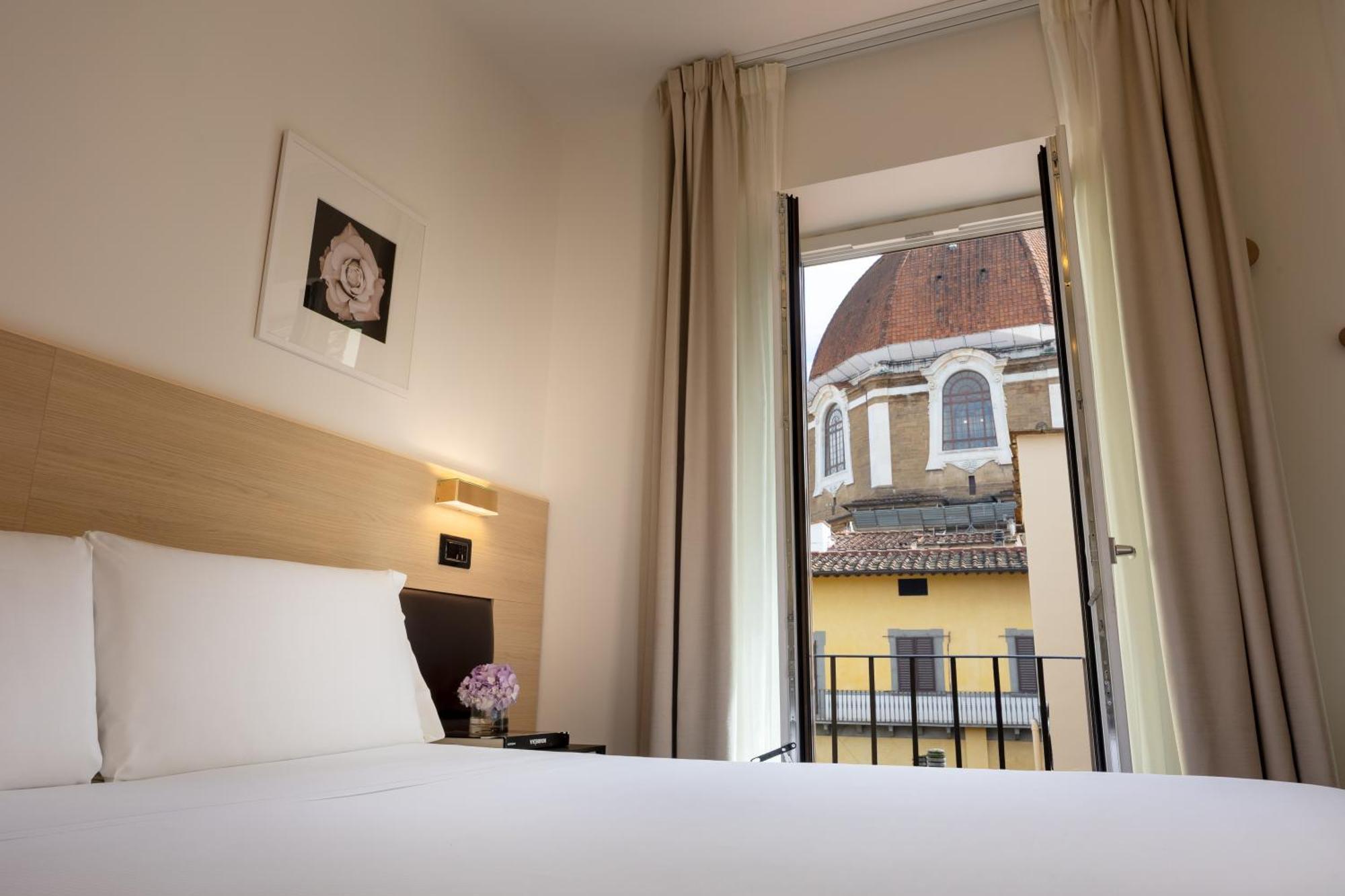Globus Urban Hotel Firenze Bagian luar foto